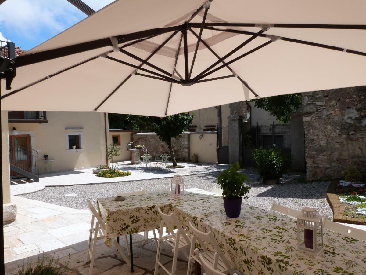 Borgo Grotta Gigante Bed & Breakfast Barbara מראה חיצוני תמונה