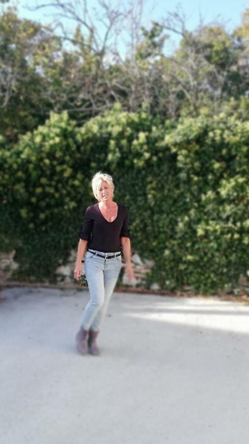 Borgo Grotta Gigante Bed & Breakfast Barbara מראה חיצוני תמונה