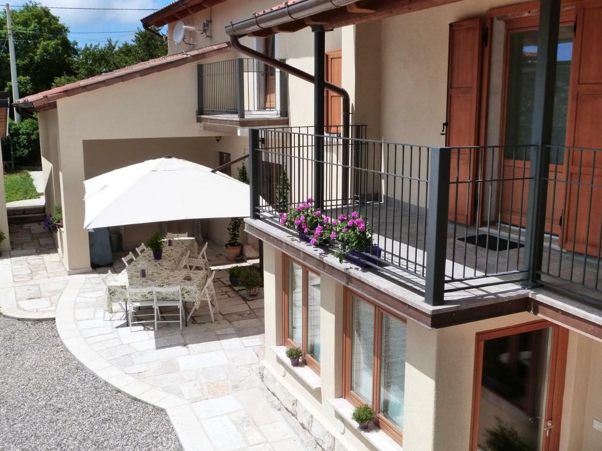 Borgo Grotta Gigante Bed & Breakfast Barbara מראה חיצוני תמונה